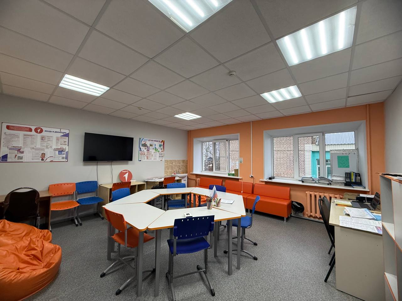 Фотографии школы.